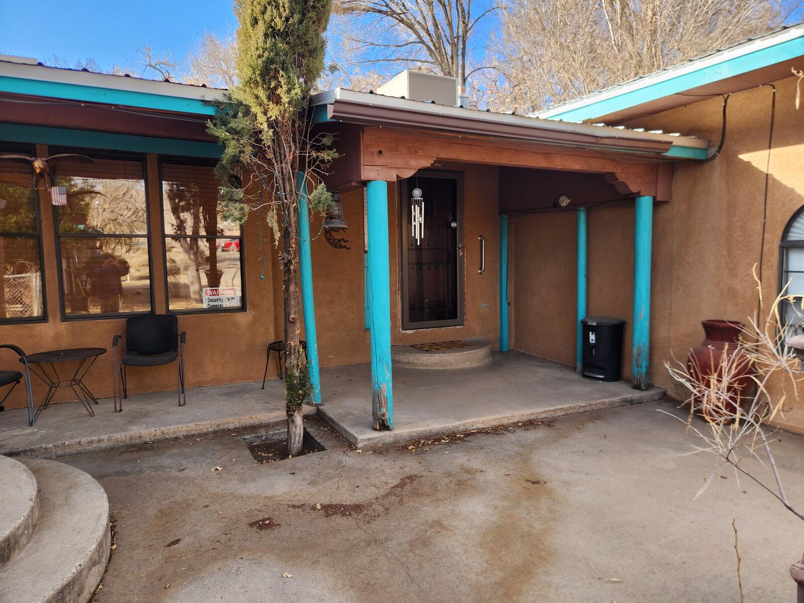 Property Photo: 9609 Edith Boulevard NE NM 87113