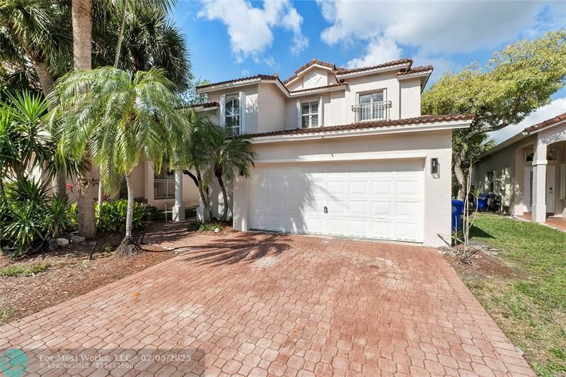 Property Photo:  15899 SW 16th St  FL 33027 