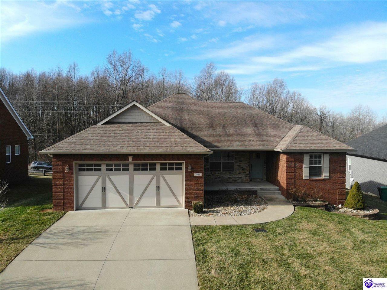 Property Photo:  908 Silktree Circle  KY 42701 