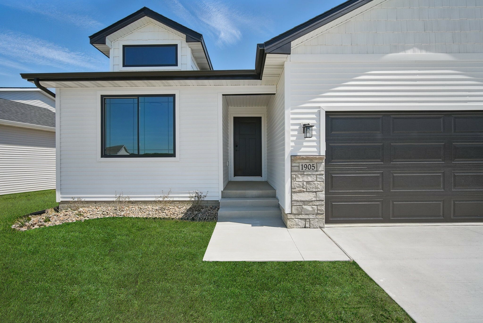Property Photo: 1905 Tuscany Drive SE IA 50009