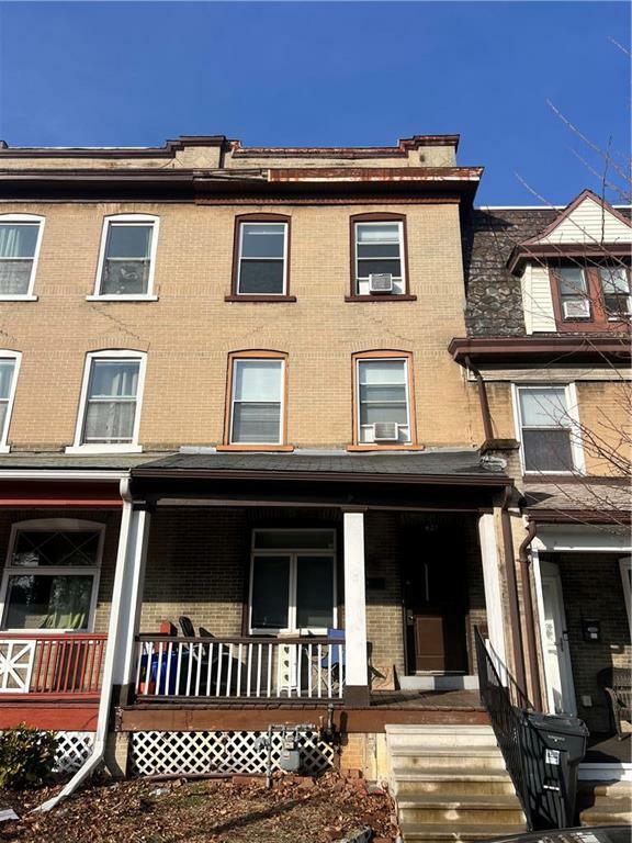 Property Photo:  421 East Broad Street  PA 18018 