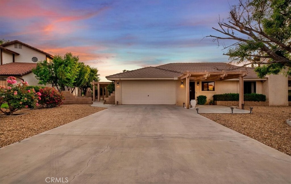 Property Photo: 18345 Salem Lane CA 92395