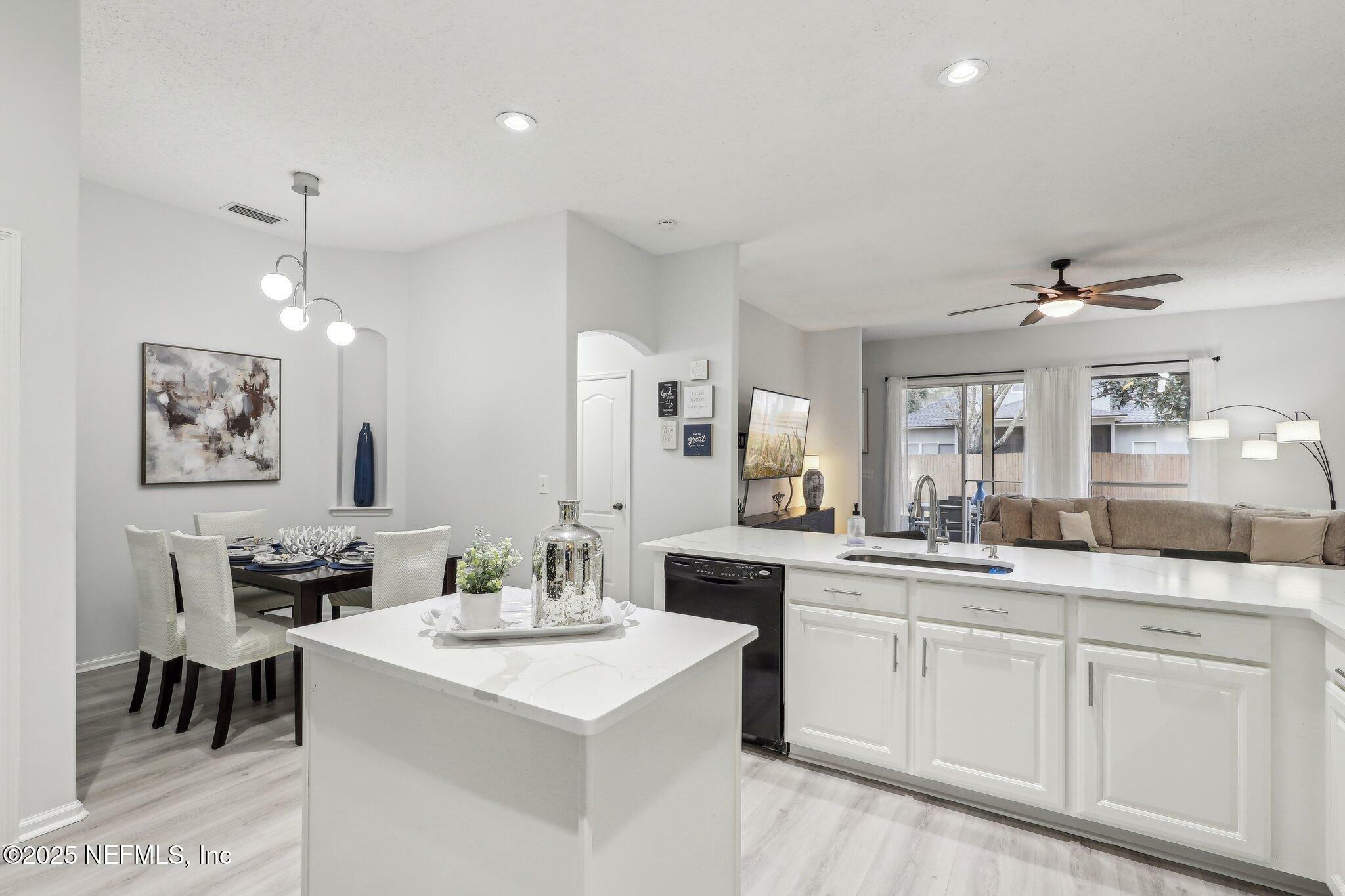 Property Photo: 1220 Belhaven Lane FL 32081