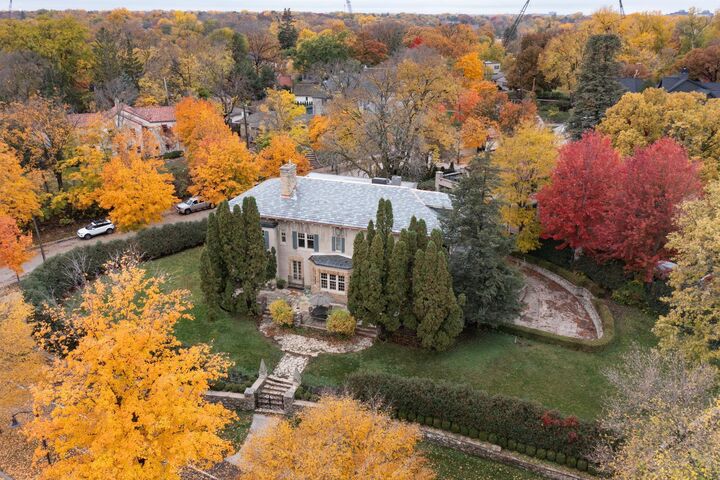 Property Photo:  2728 Dean Parkway  MN 55416