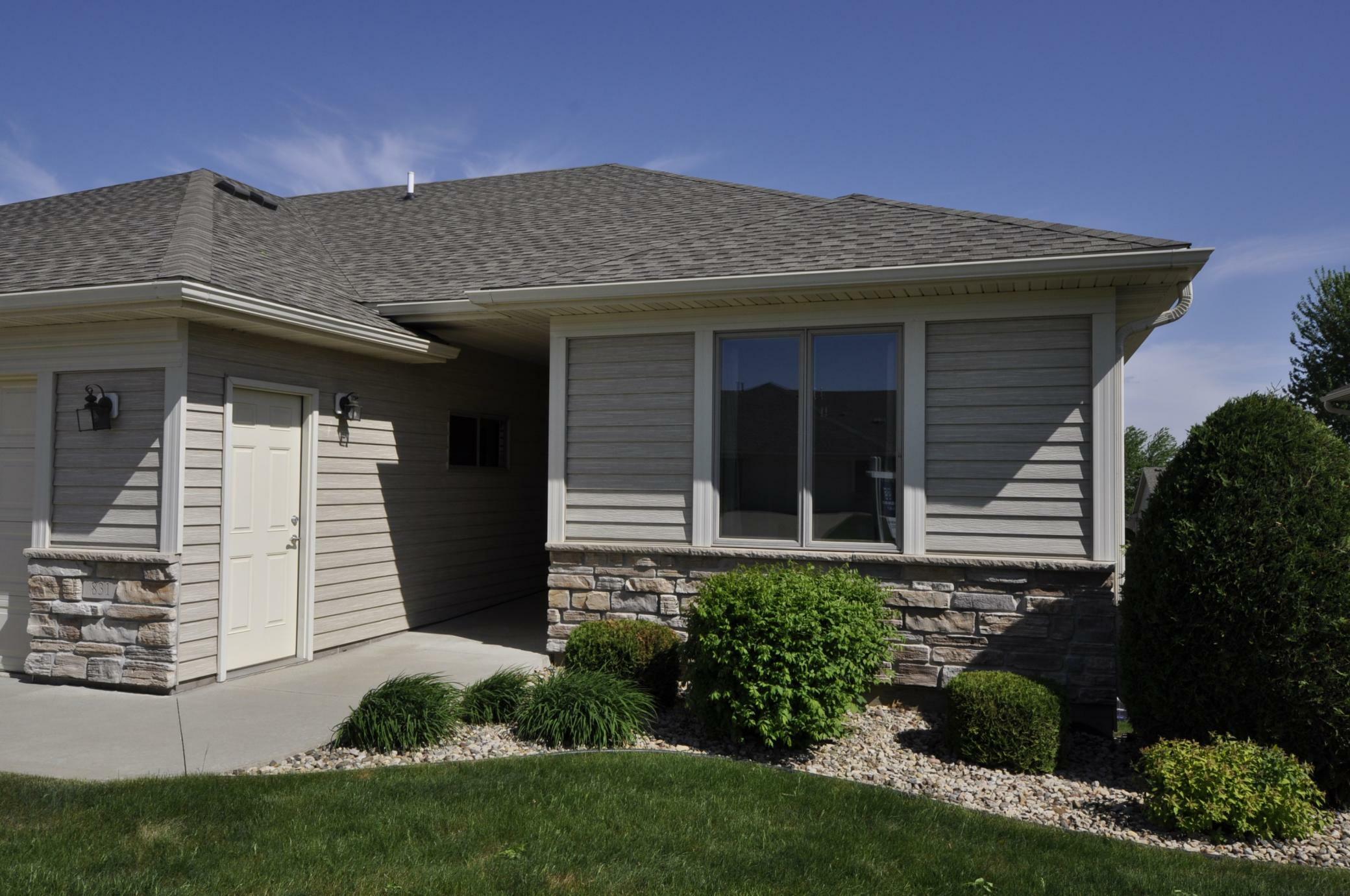 Property Photo: 831 Southern Pine Lane SW MN 55902