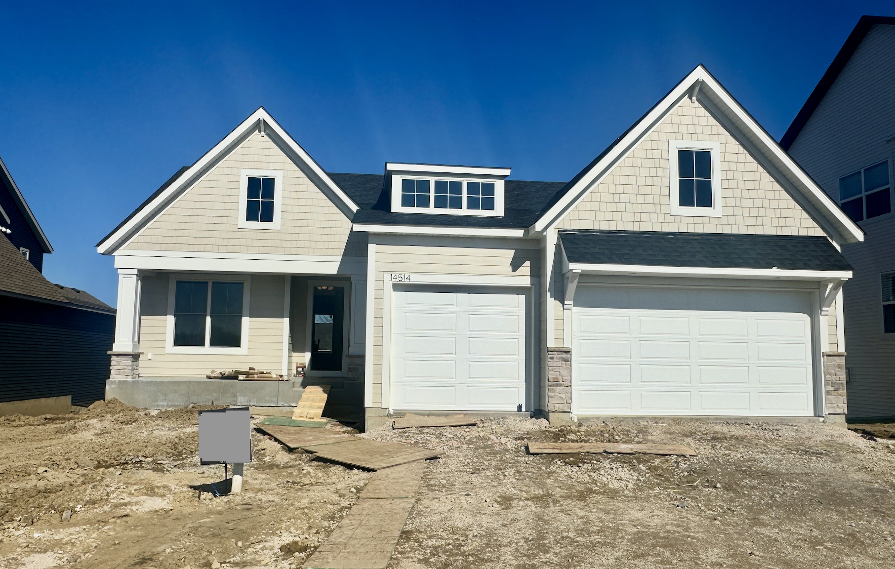 Property Photo: 14514 Kingsview Lane MN 55327