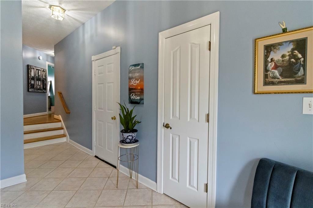 Property Photo:  74 Mizzen Circle  VA 23664 