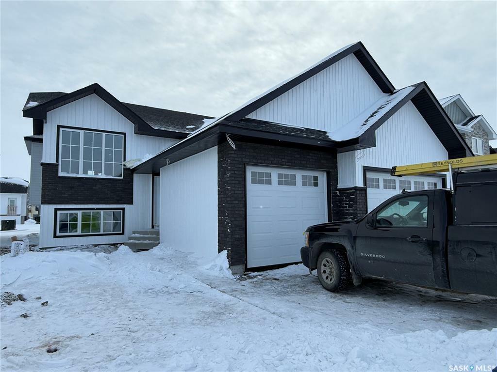 827 Woods Crescent  Warman SK S0K 4S0 photo