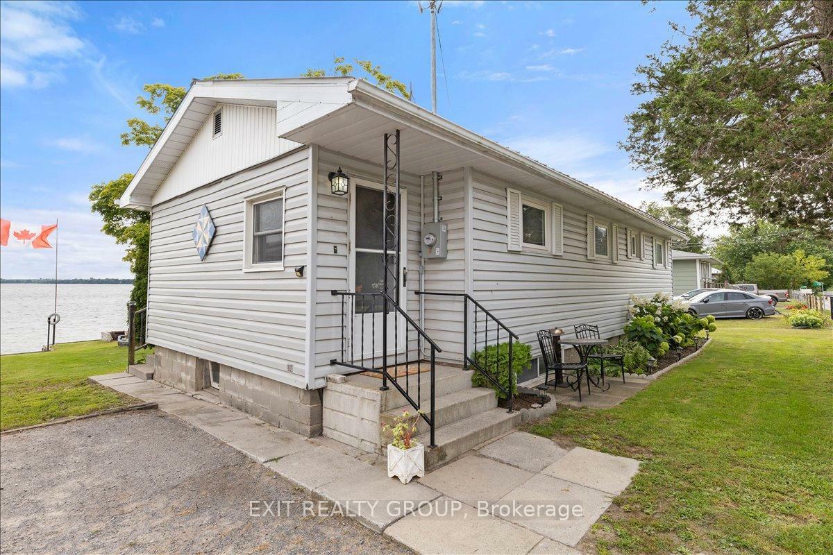Property Photo: 82 Outlet Road ON K0K 1P0