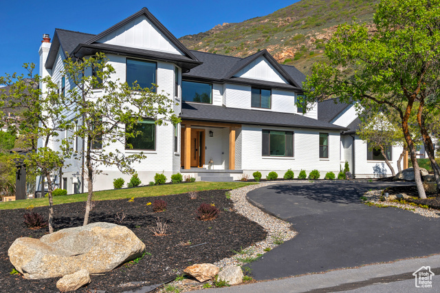 Property Photo: 2133 E Birch Hollow Cv S UT 84020