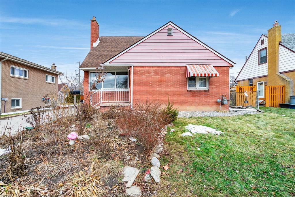 1362 Granville Crescent  Windsor ON N9C 3N8 photo