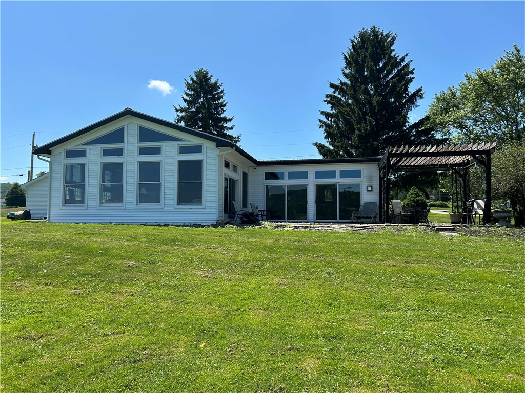 Property Photo: 17 Sunrise Lane PA 16929