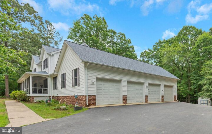 Property Photo: 23773 Meredith Court MD 20650