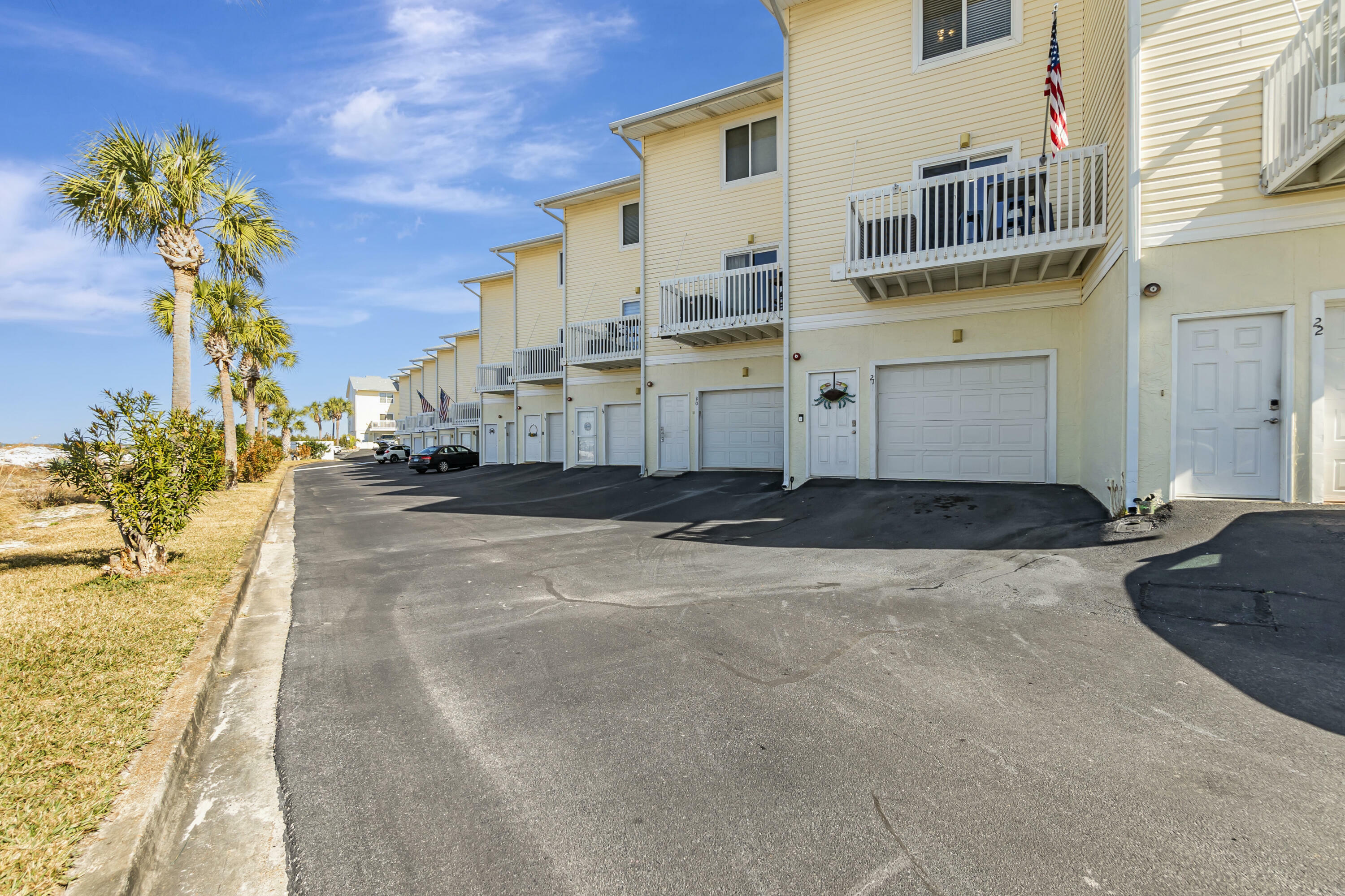 Property Photo:  1440 Paradise Point Drive Unit 21  FL 32566 