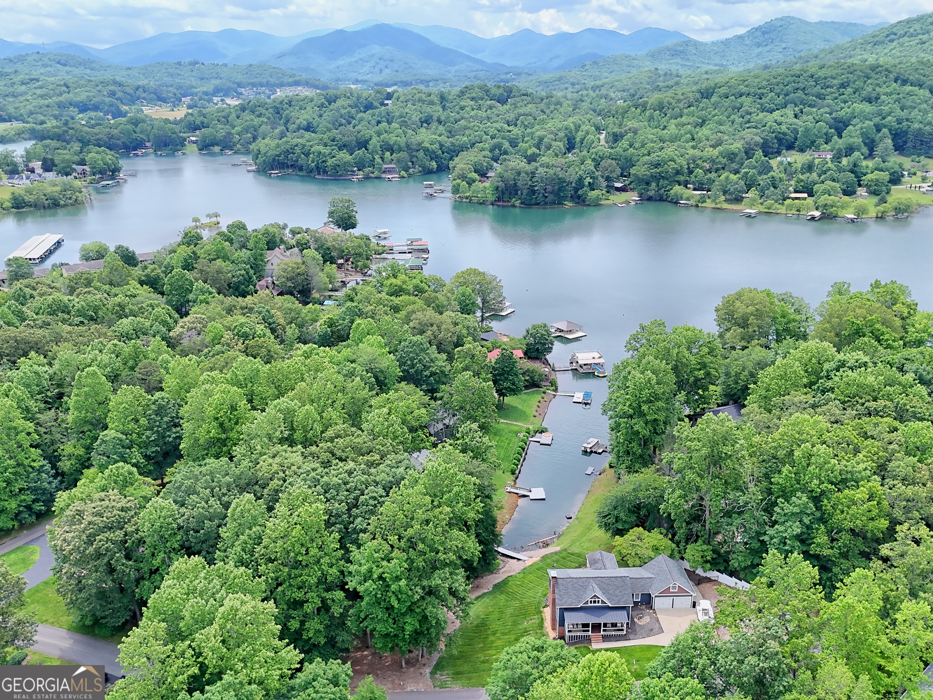 Property Photo:  520 Long View Drive  GA 30546 