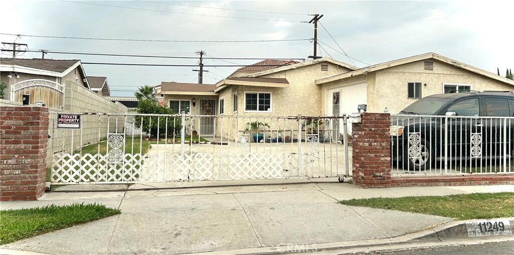 Property Photo: 11249 Broadmead Street CA 91733