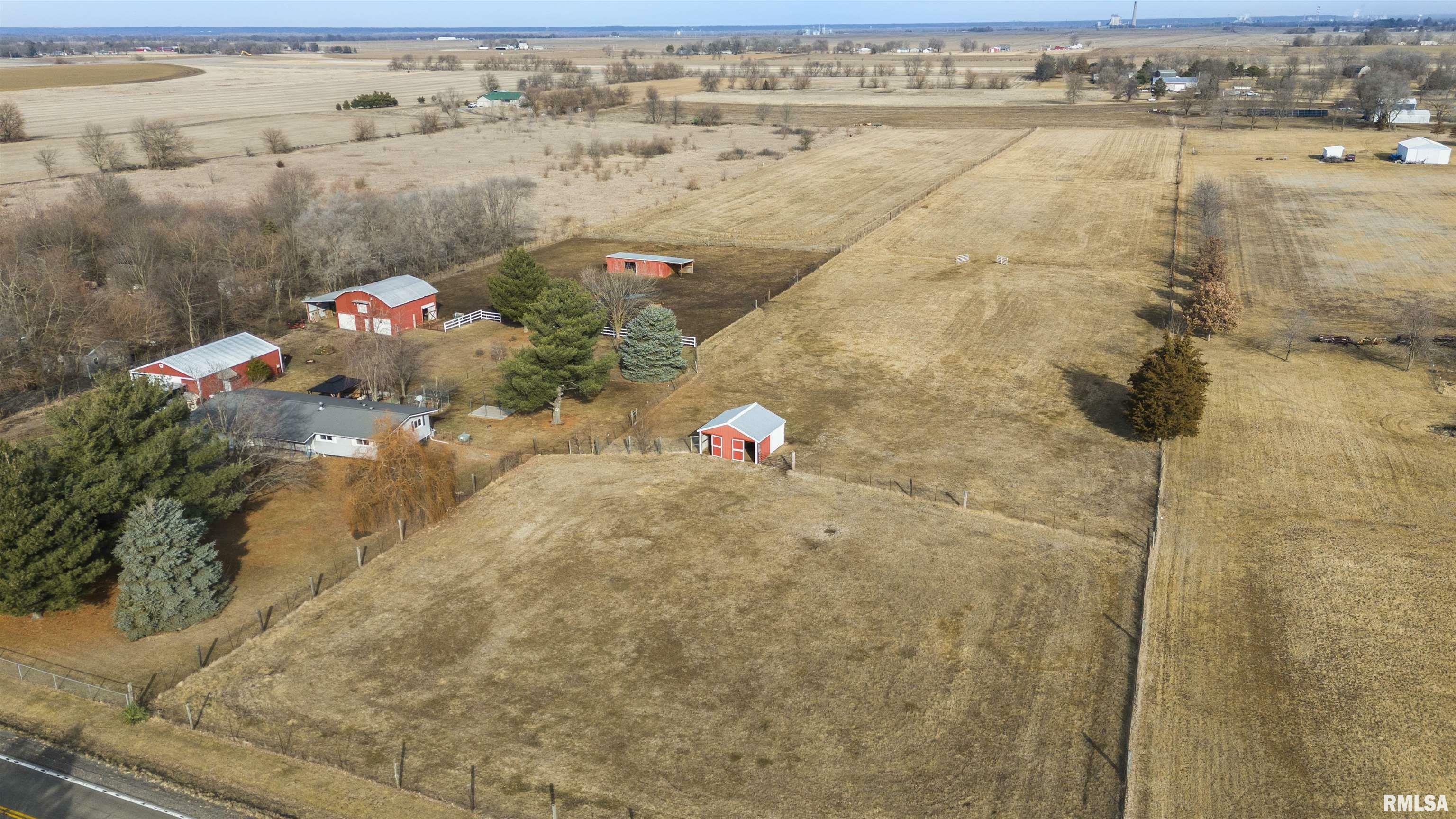 Property Photo:  13338 Townline Road  IL 61534 