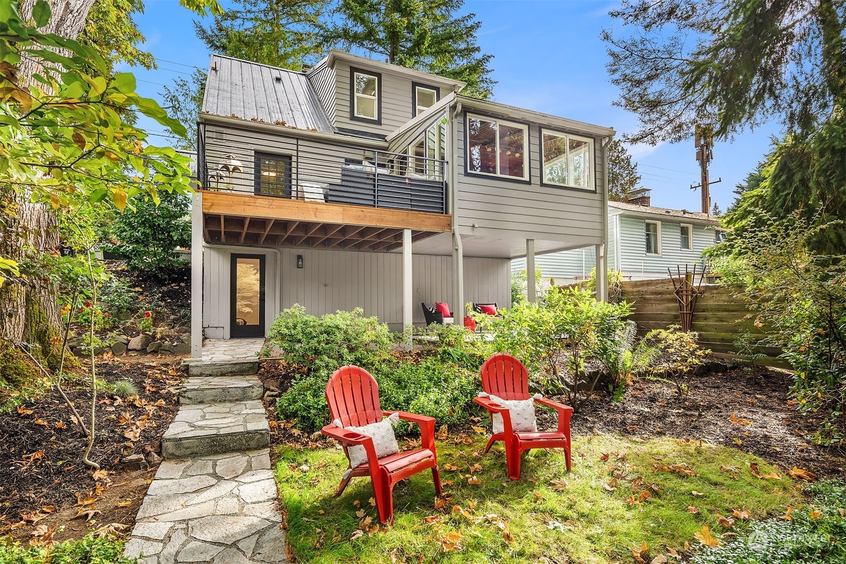 Property Photo:  9725  Sand Point Way  NE  WA 98115 