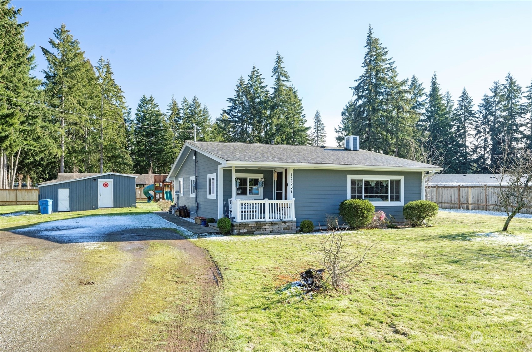 Property Photo:  12307  111th Avenue E  WA 98374 