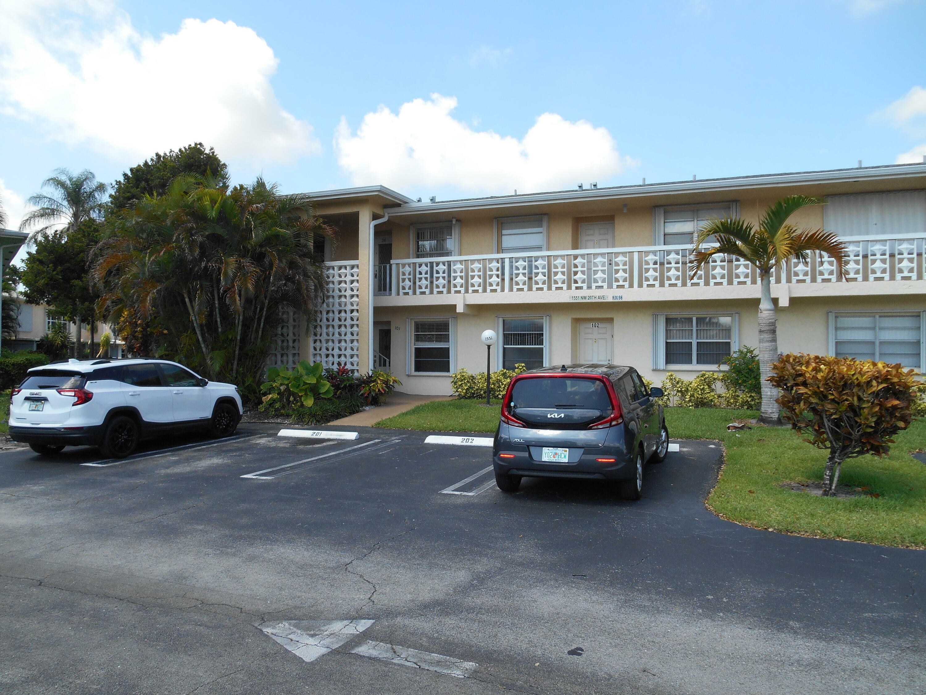 Property Photo:  1551 NW 20th Avenue 201  FL 33445 