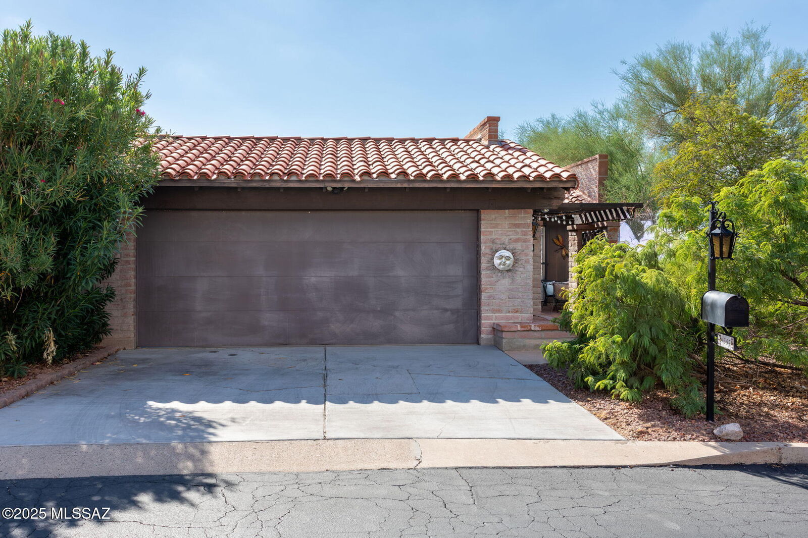 Property Photo: 8597 N Va Tioga AZ 85704