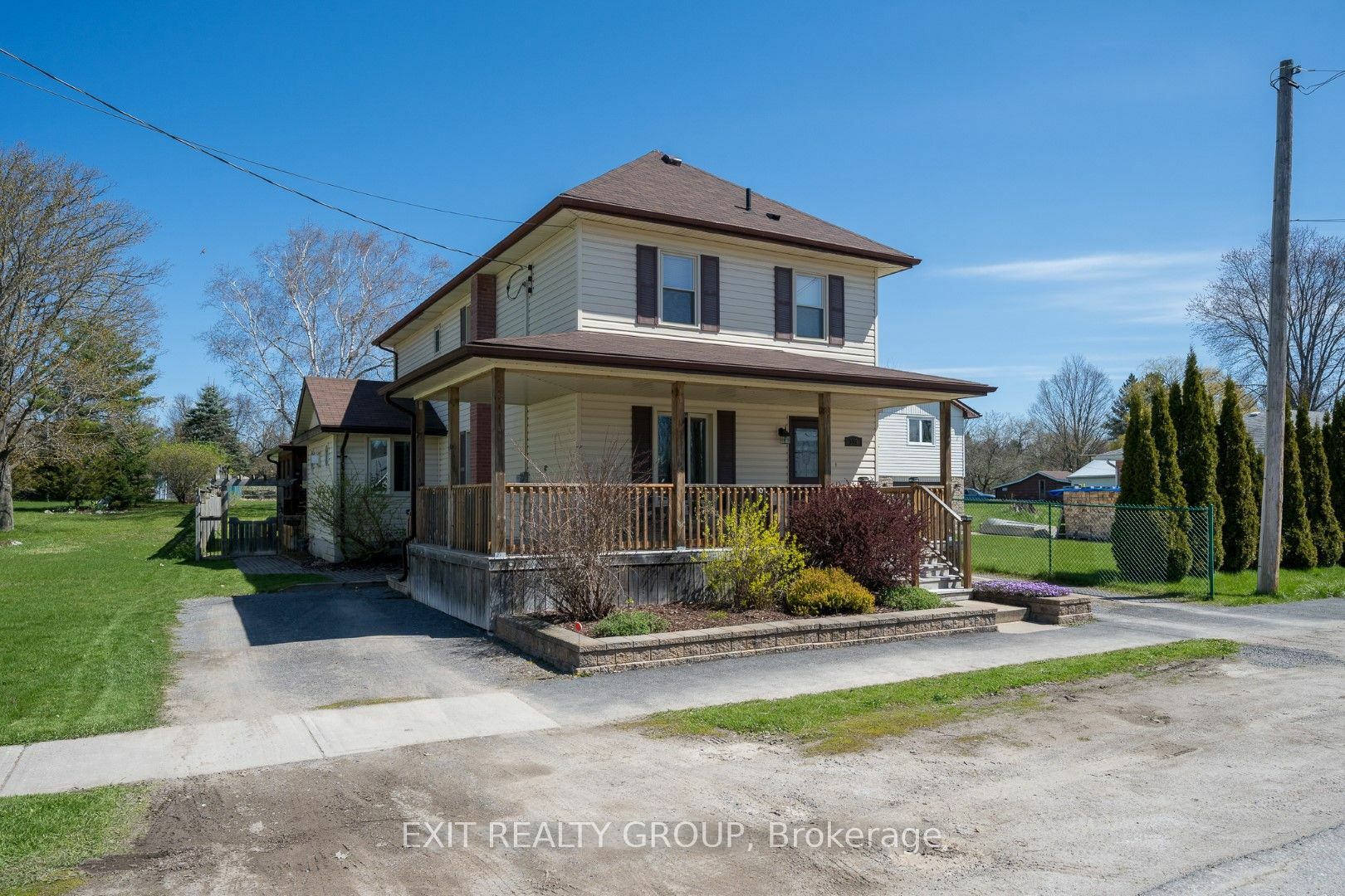 Property Photo:  359 St Joseph St  ON K0K 3J0 