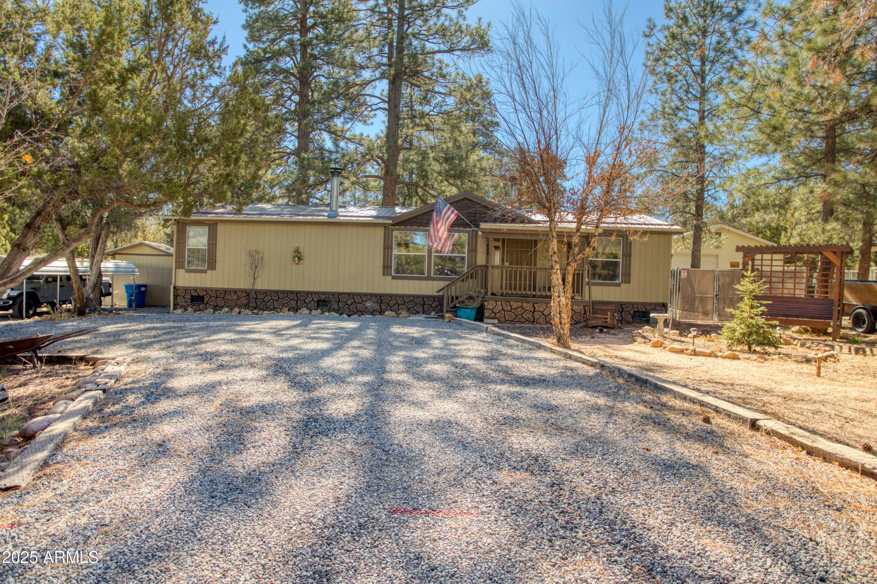 Property Photo:  1981 Rustling Pine Drive  AZ 85933 