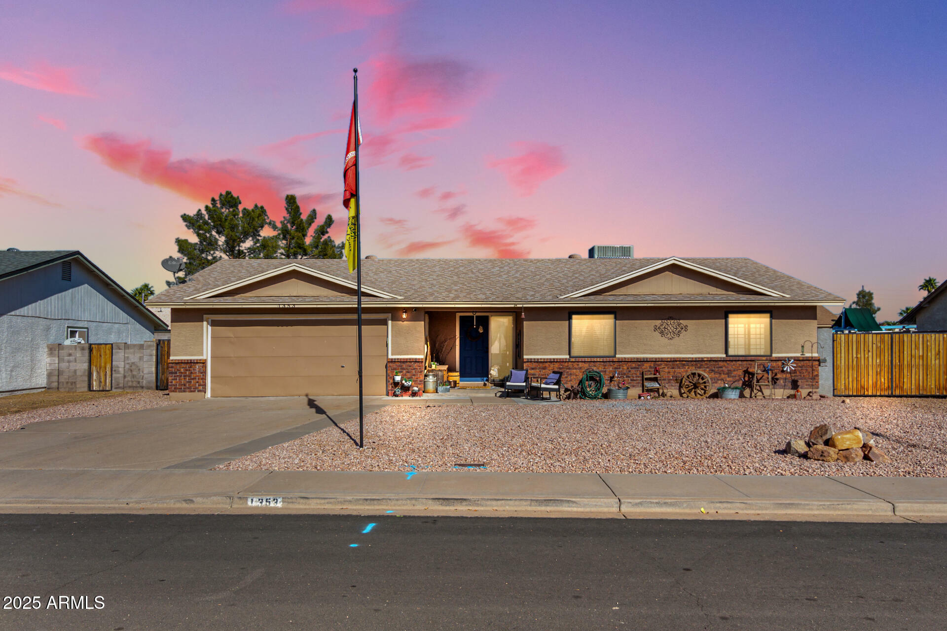 1353 N Avoca --  Mesa AZ 85207 photo