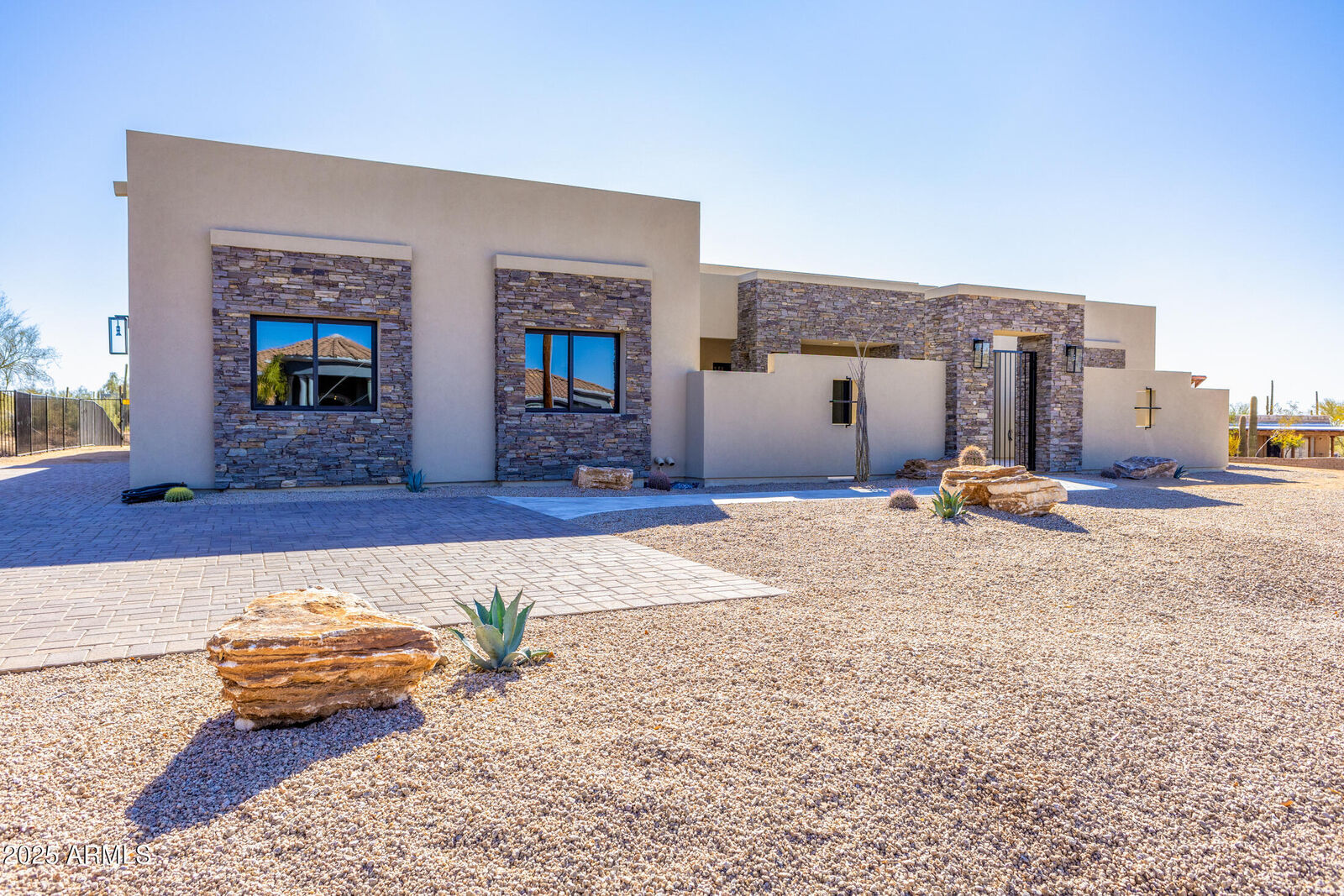 Property Photo: 5468 E Dove Valley Road AZ 85331