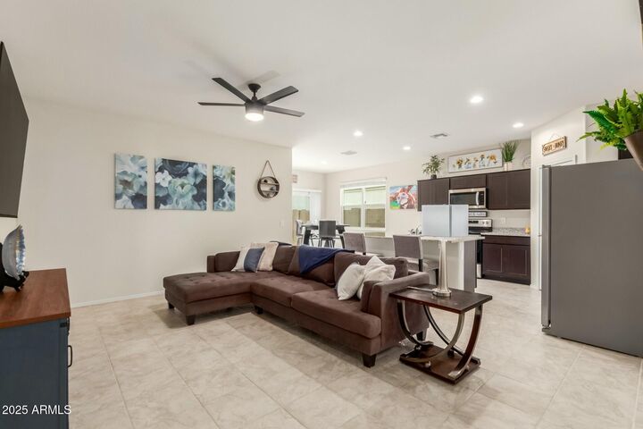 Property Photo:  5217 E Emery Road  AZ 85143 