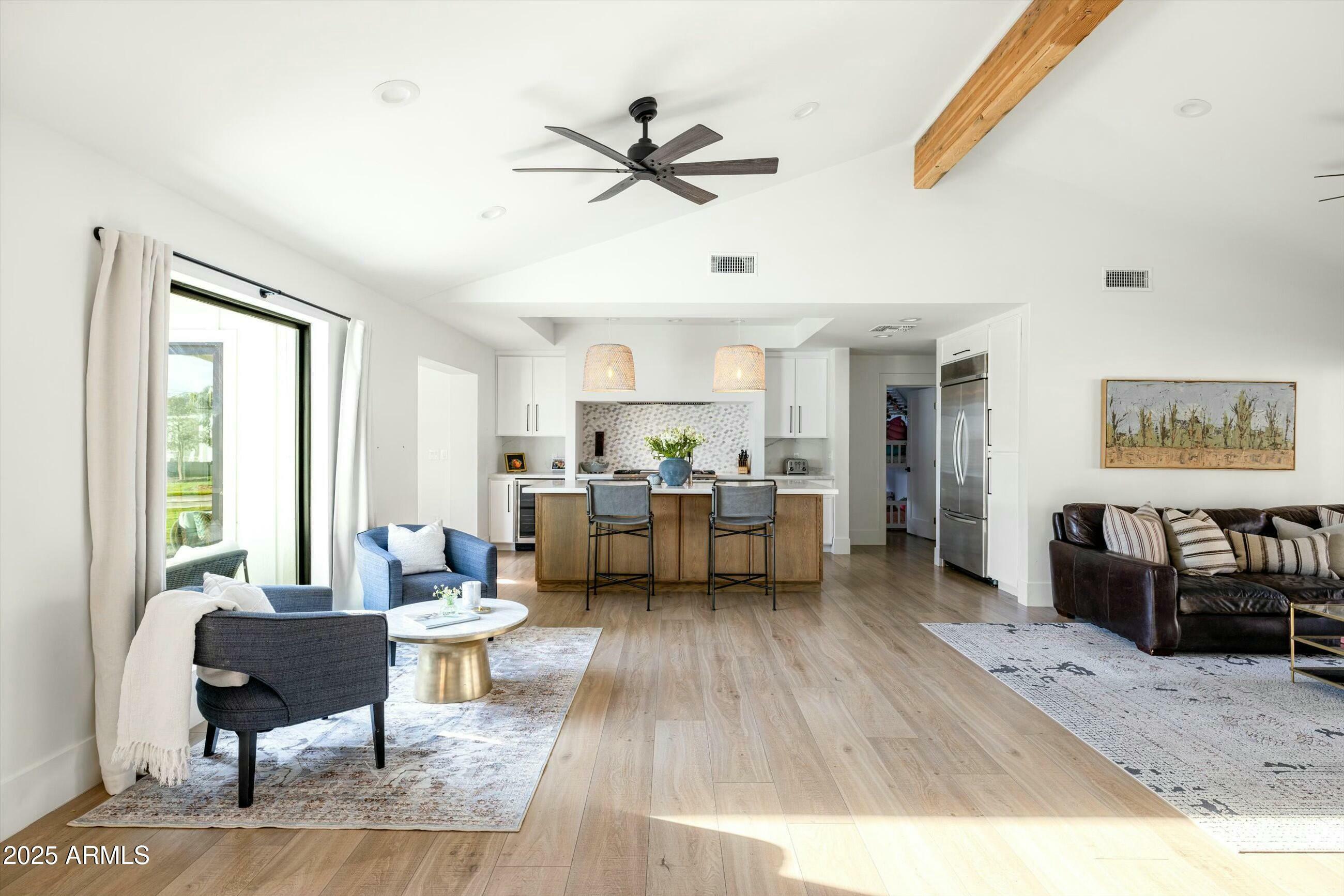 Property Photo: 3640 E Fairmount Avenue AZ 85018