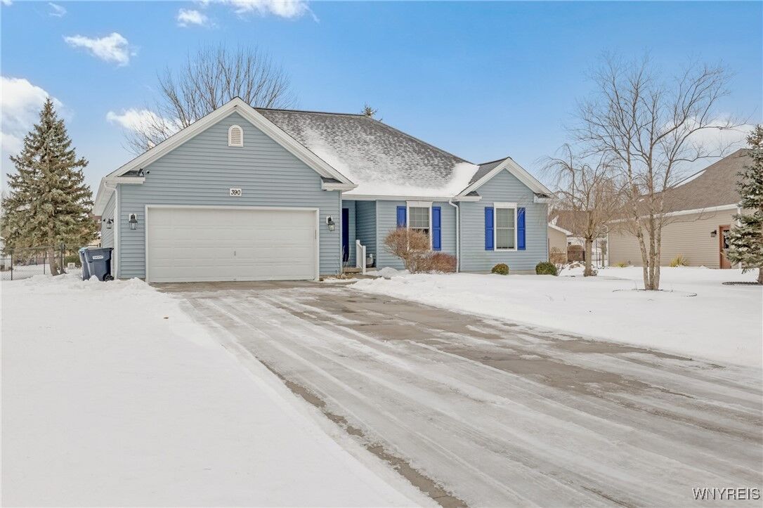 Property Photo:  390 Havenwood Lane  NY 14072 