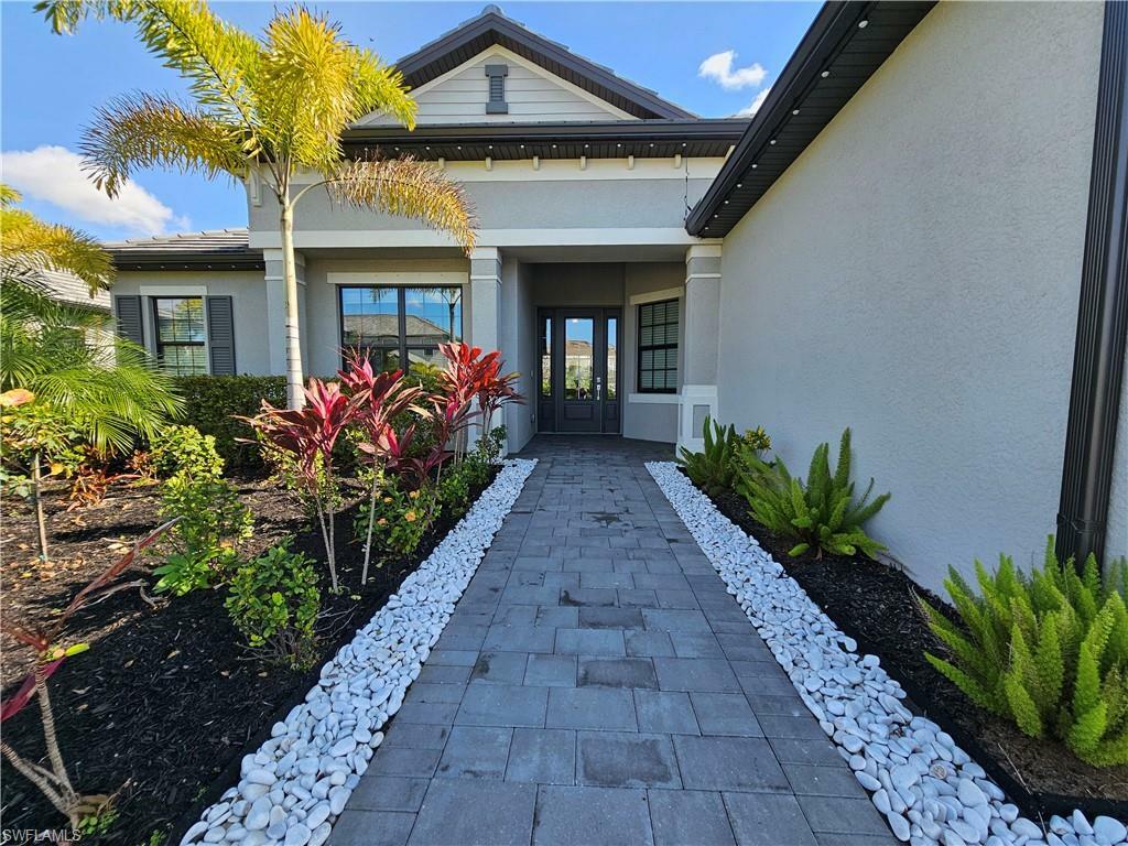 Property Photo: 11637 Russet Trl FL 33913