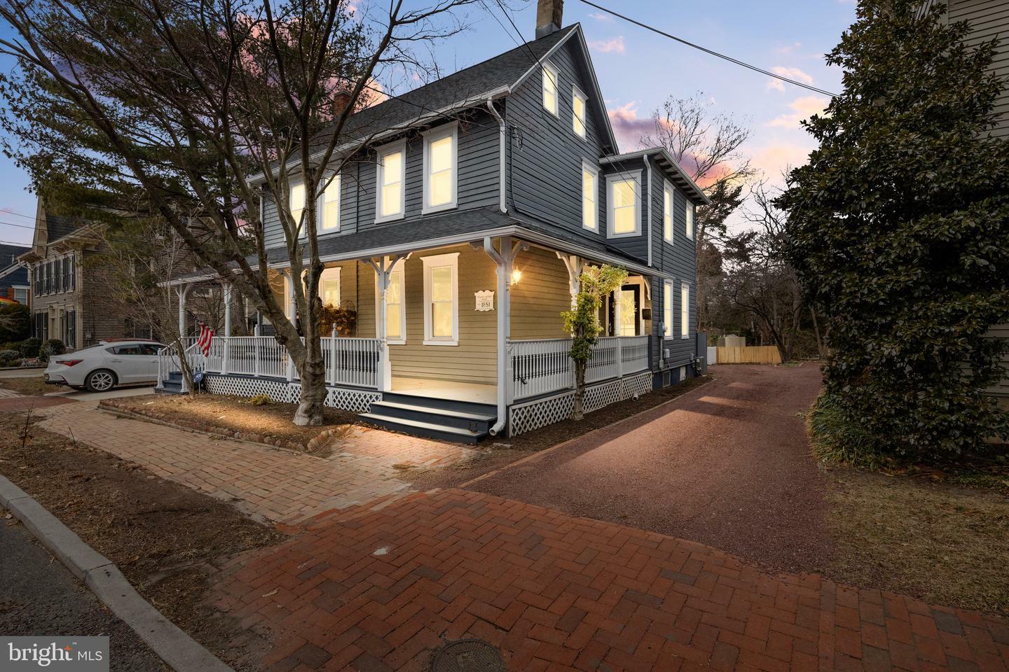 Property Photo:  11 E 2nd Street  NJ 08057 