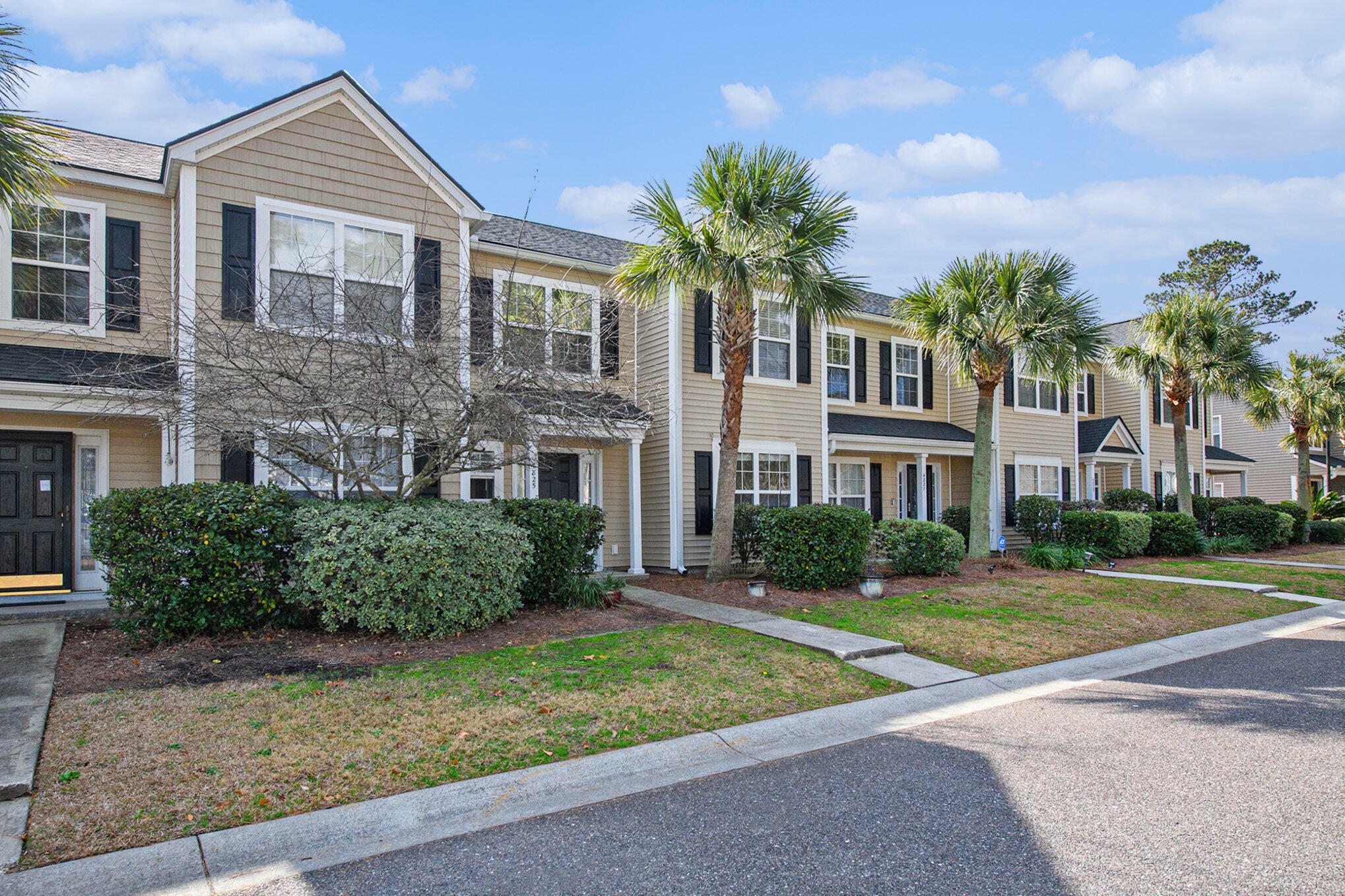 Property Photo:  4825 Shady Tree Lane  SC 29485 