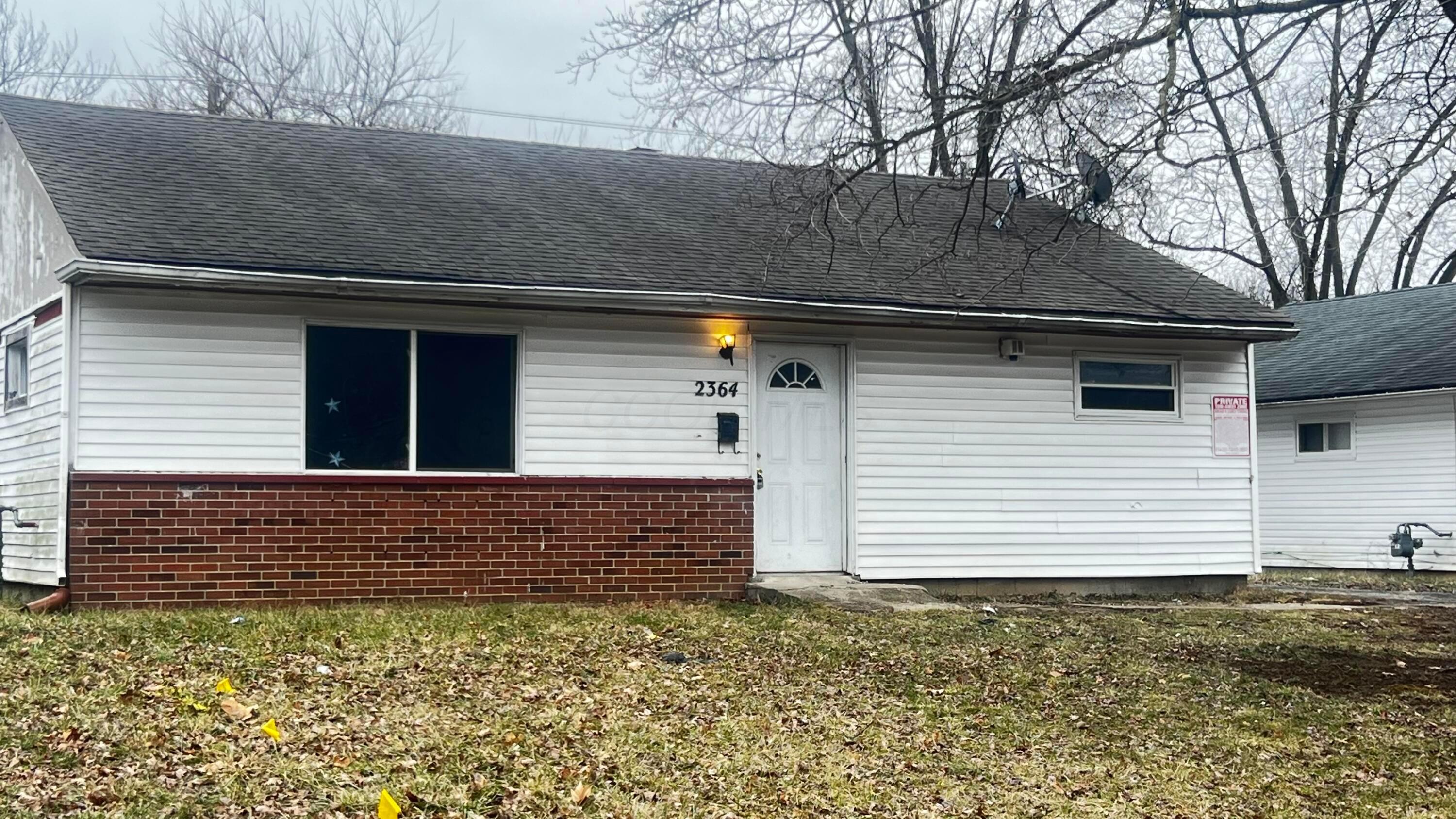 Property Photo:  2364 Brentnell Avenue  OH 43211 