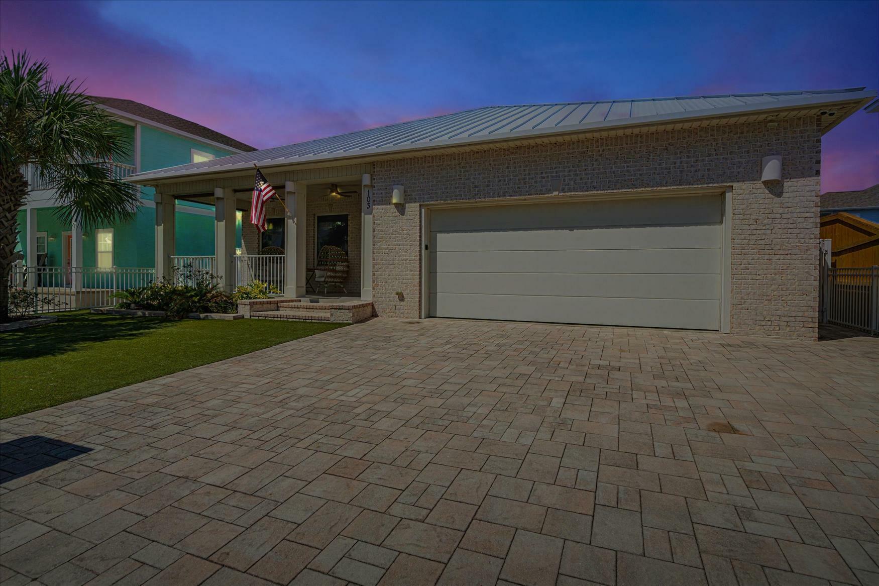 Property Photo:  103 Crane Street  FL 32413 