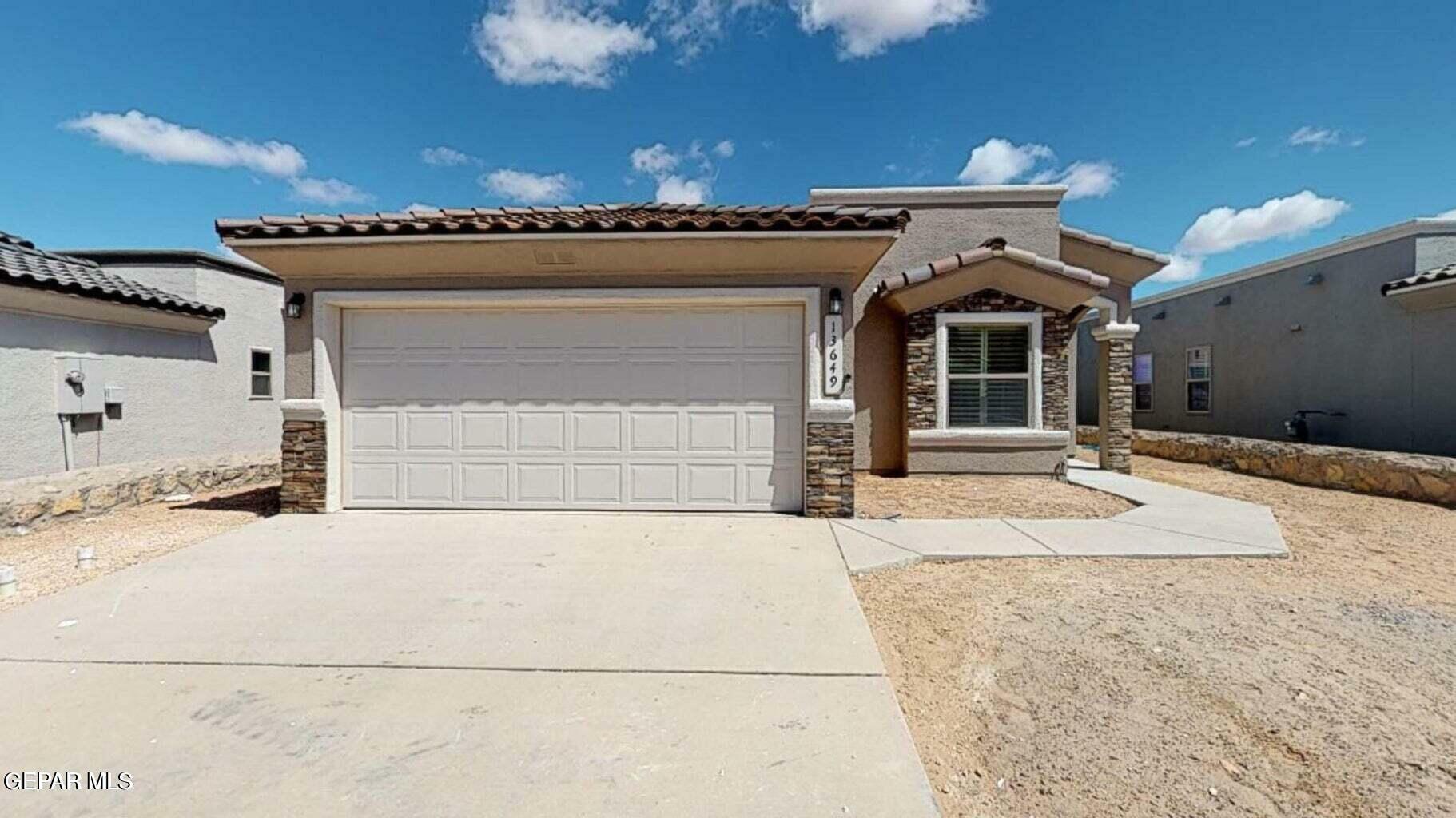 917 Summer Night Place  El Paso TX 79928 photo