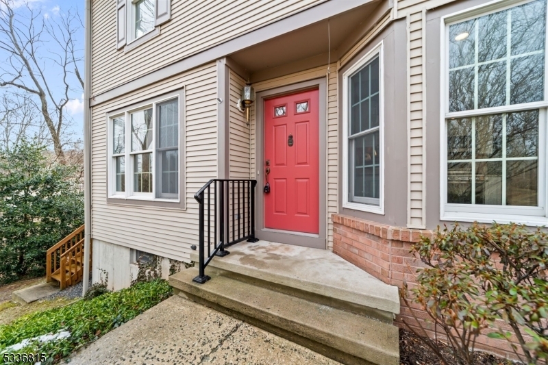 Property Photo:  168 Neil Ct  NJ 08540 