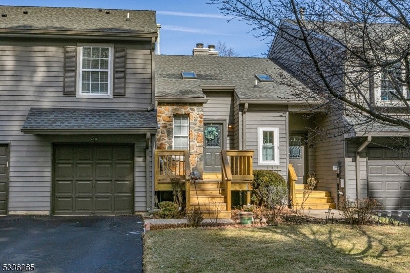 Property Photo:  46 Haverhill Ct  NJ 08540 