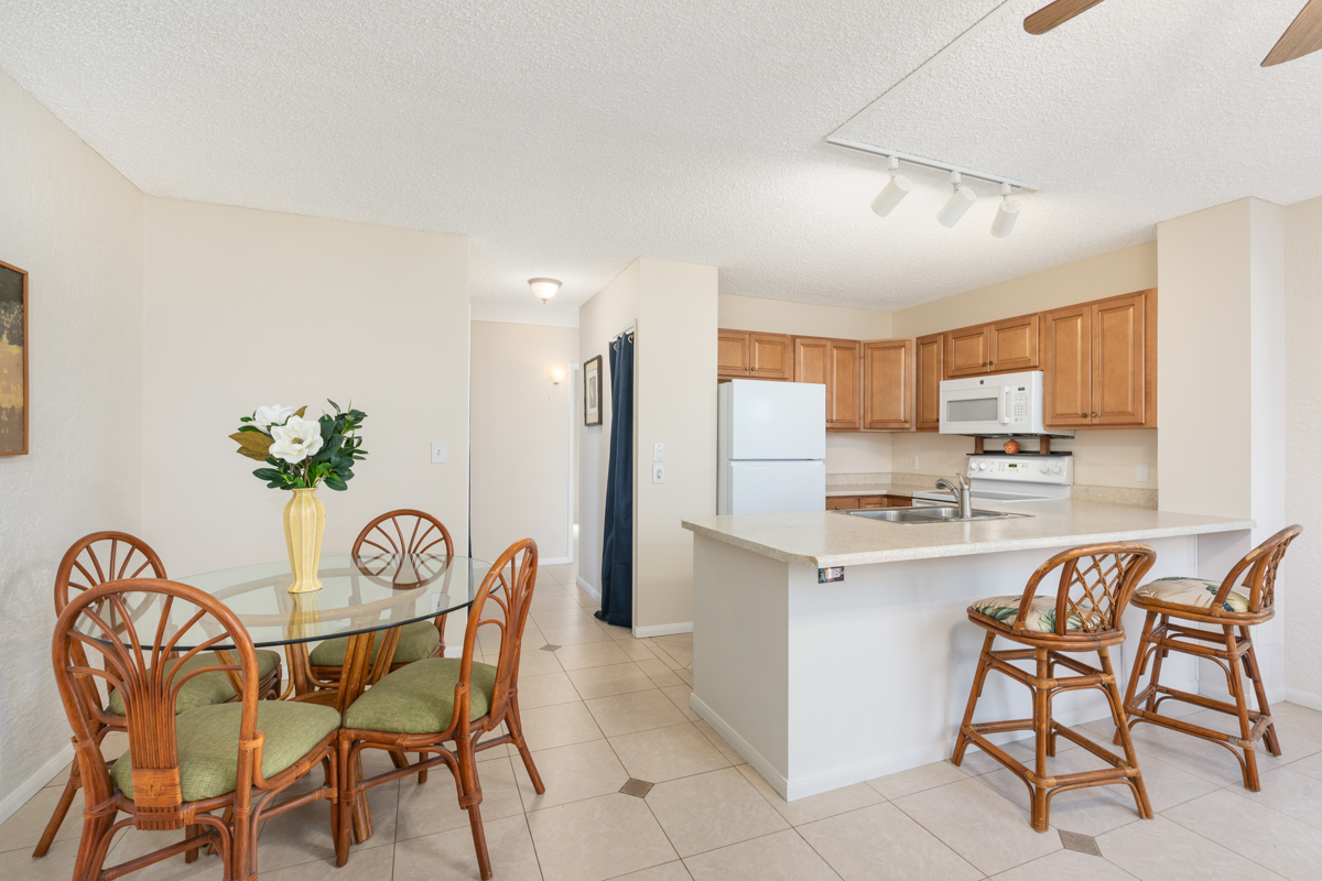 Property Photo:  75-6016 Alii Dr 113  HI 96740 