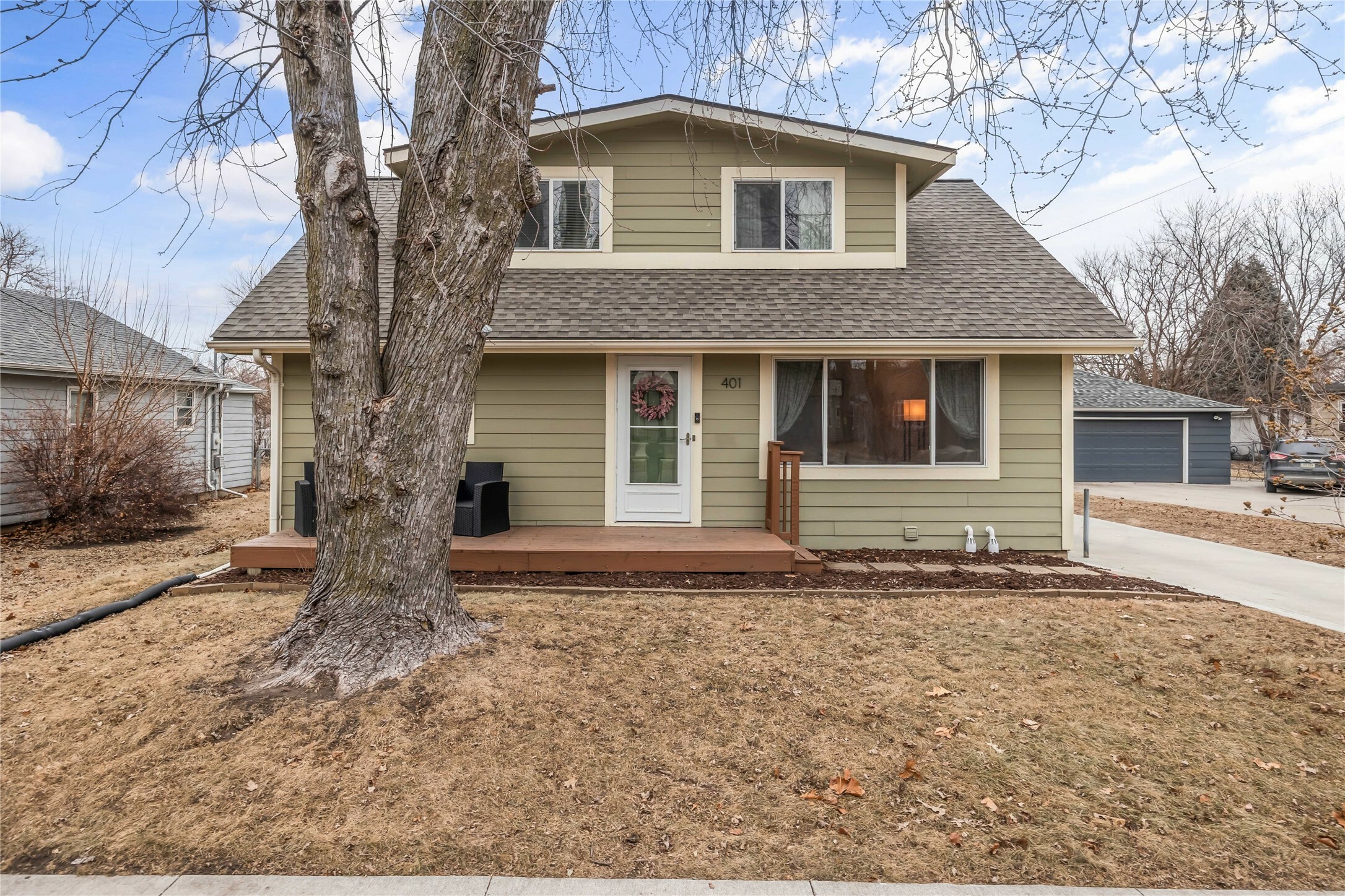 Property Photo: 401 SW Des Moines Street IA 50023