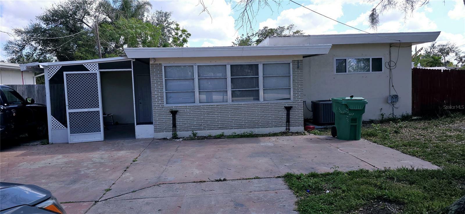 Property Photo:  4448 Melbourne Street  FL 33980 