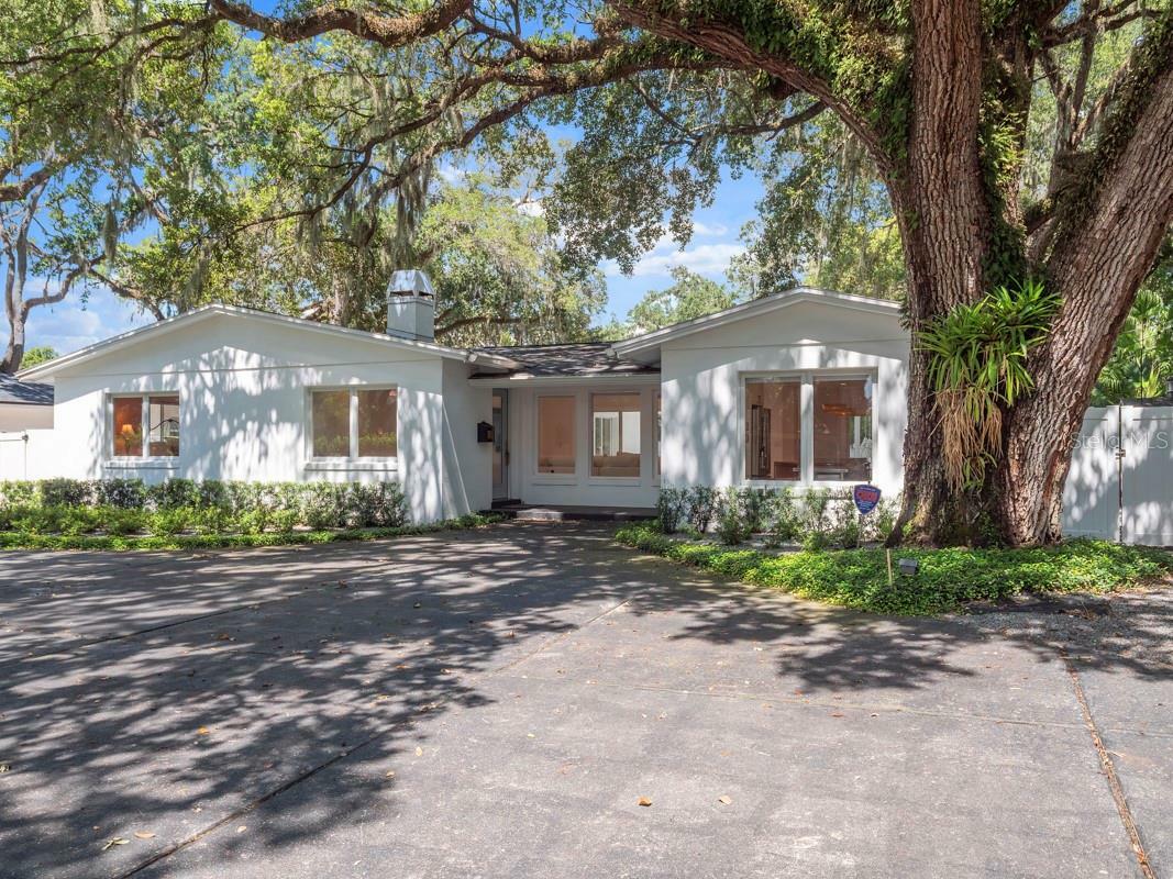 Property Photo:  1932 Temple Drive  FL 32789 