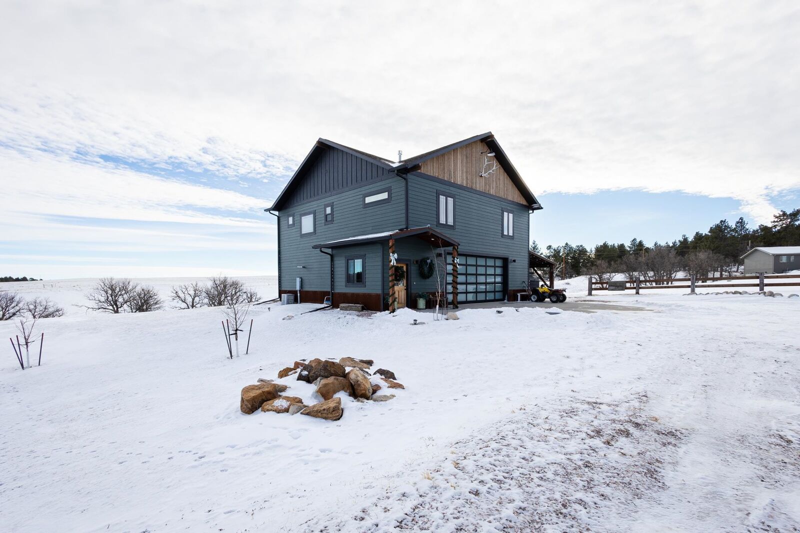 Property Photo: 19140 High Pines Lane SD 57717