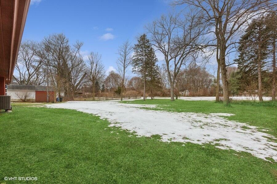 Property Photo:  1834 Commonwealth Road  MI 49022 