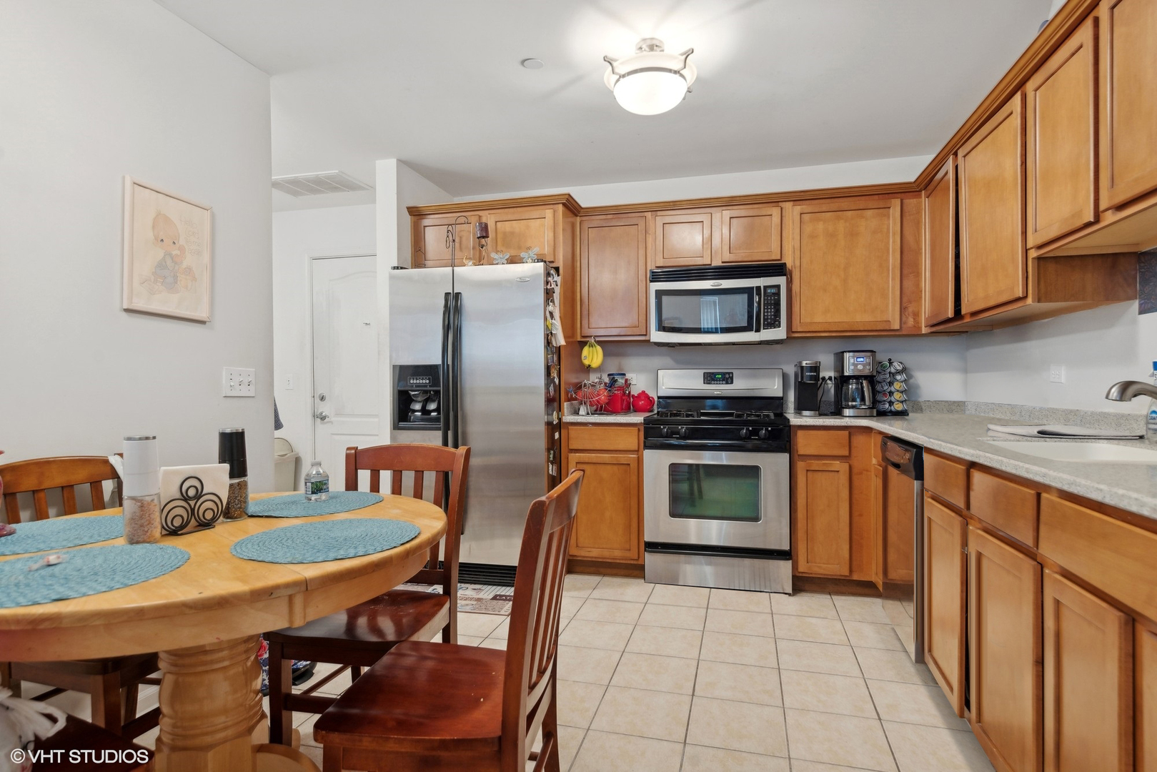 Property Photo:  855 E 22nd Street 101  IL 60148 