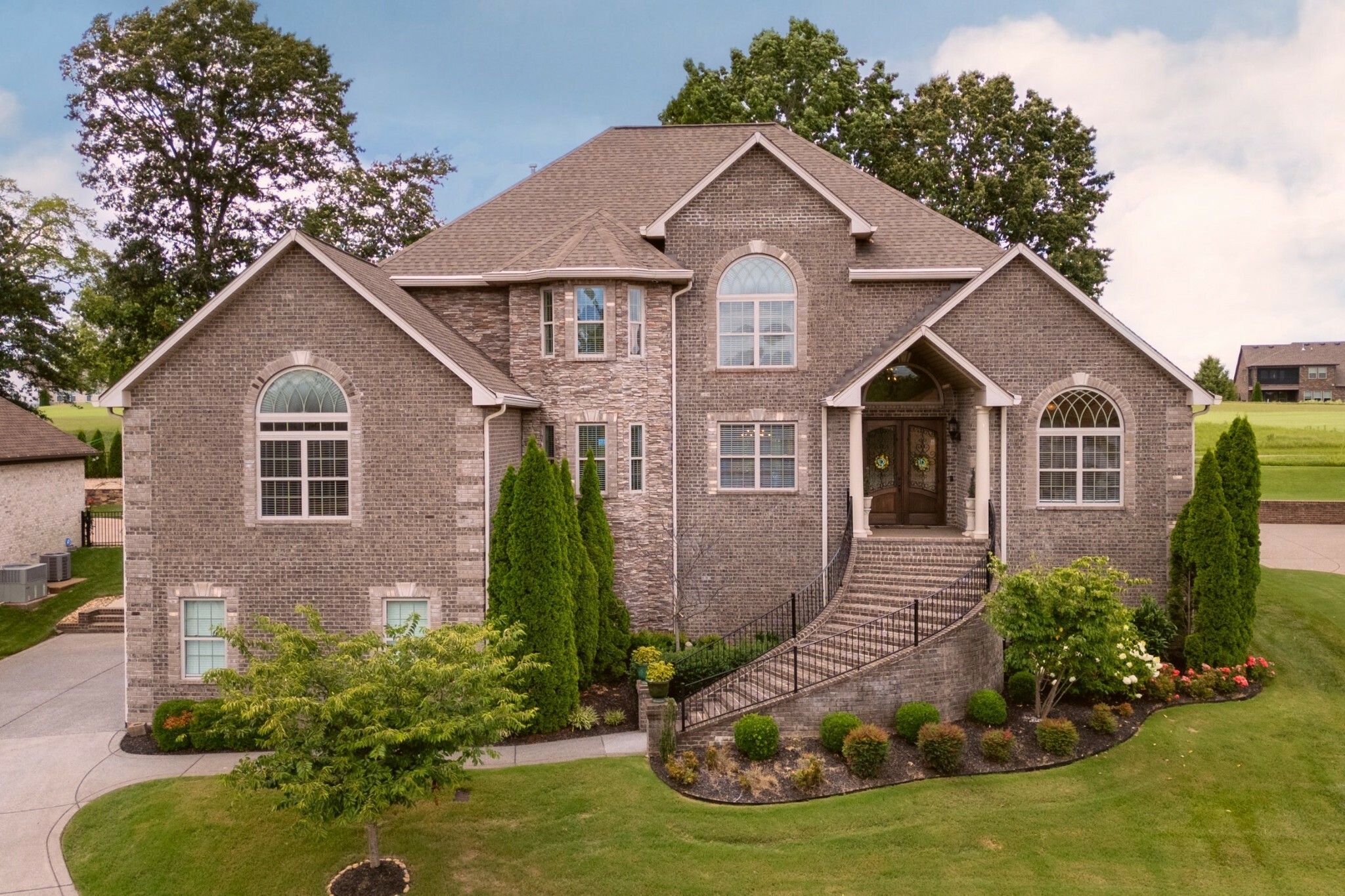 Property Photo: 1588 Boardwalk Pl TN 37066
