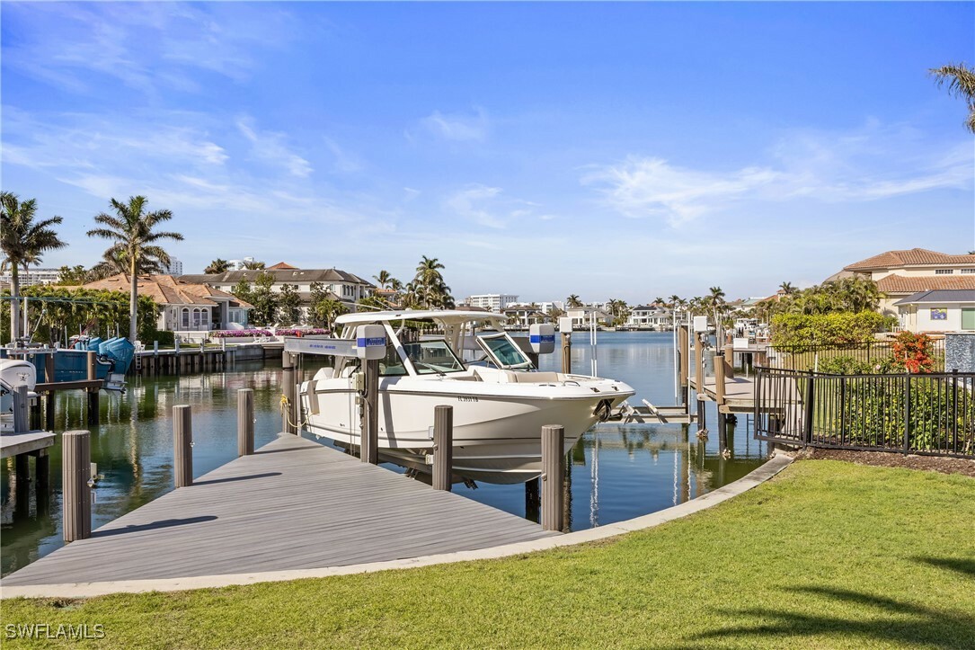 Property Photo:  299 Mermaids Bight  FL 34103 