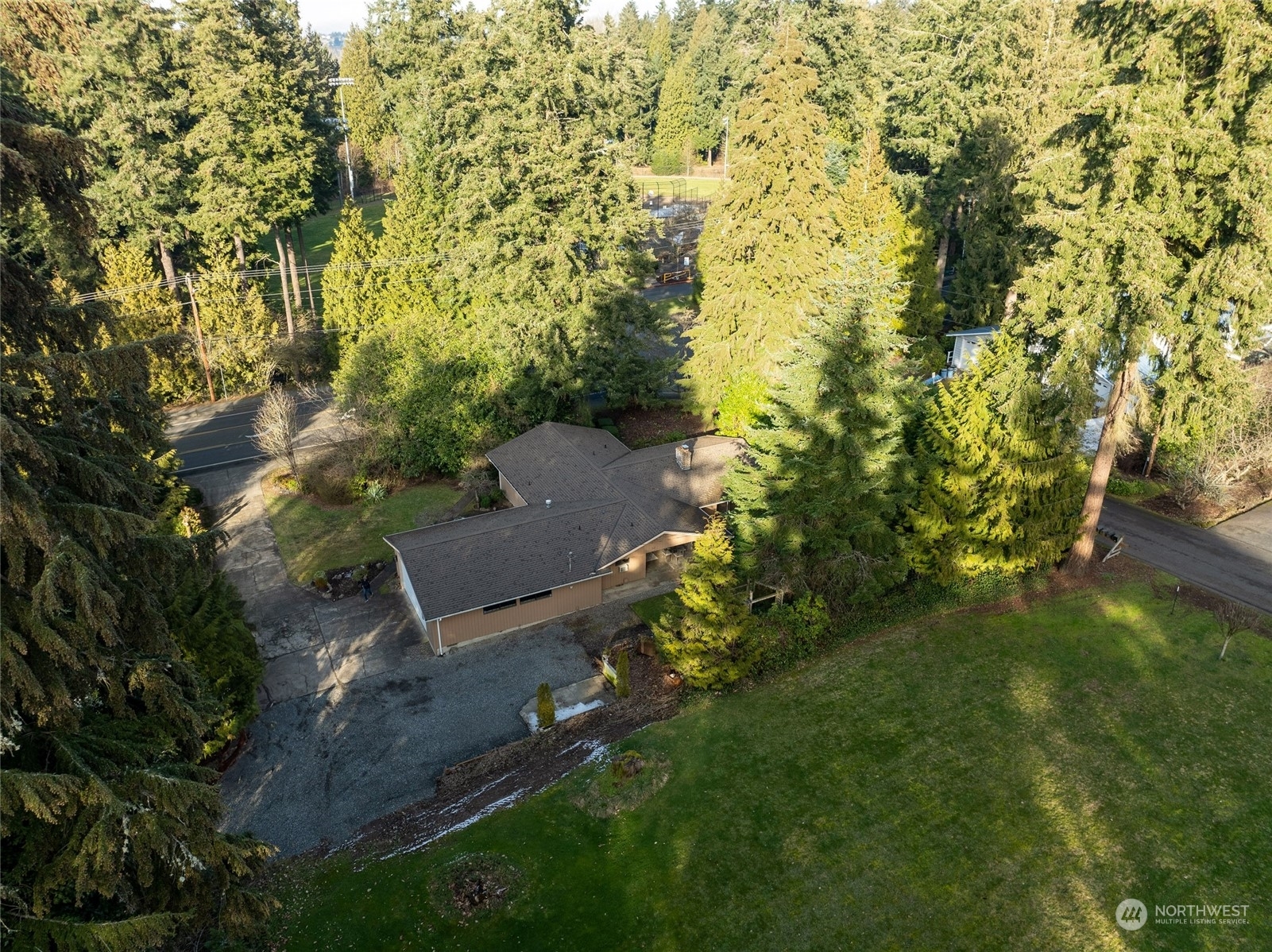 Property Photo:  1224  23rd Avenue SE  WA 98372 